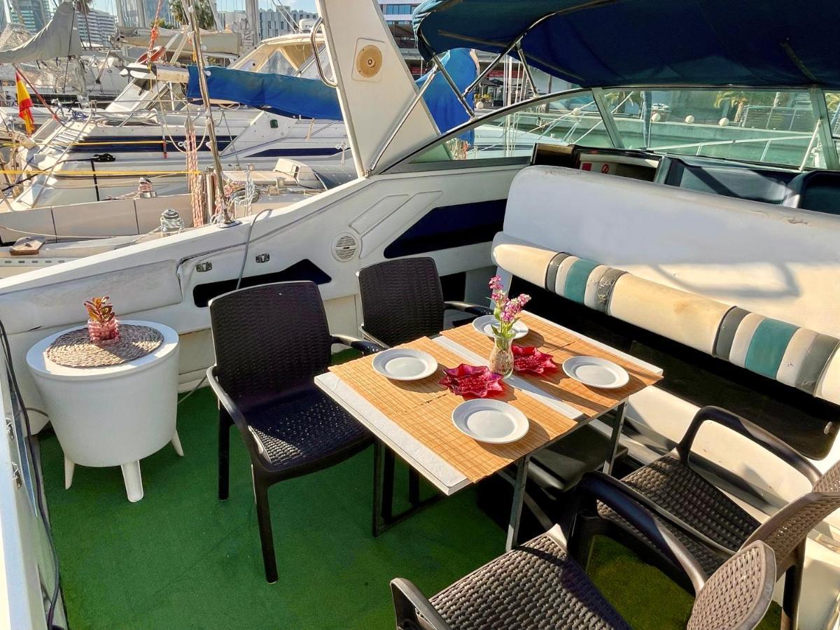 Yacht Hotel Barcelona Sant Adria de Besos Ngoại thất bức ảnh