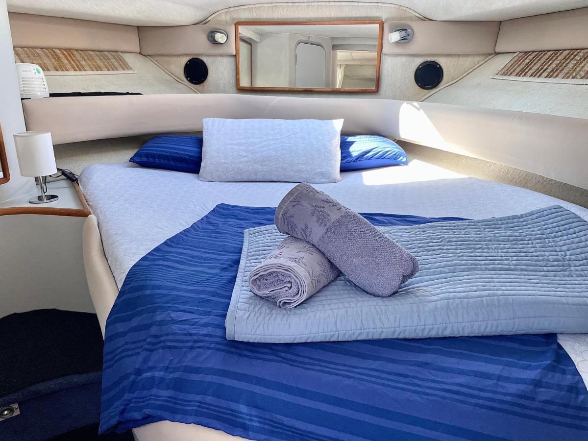 Yacht Hotel Barcelona Sant Adria de Besos Ngoại thất bức ảnh